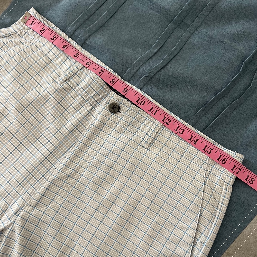 Pebble Beach Dry-Luxe Performance Golf Shorts - Picture 4 of 6